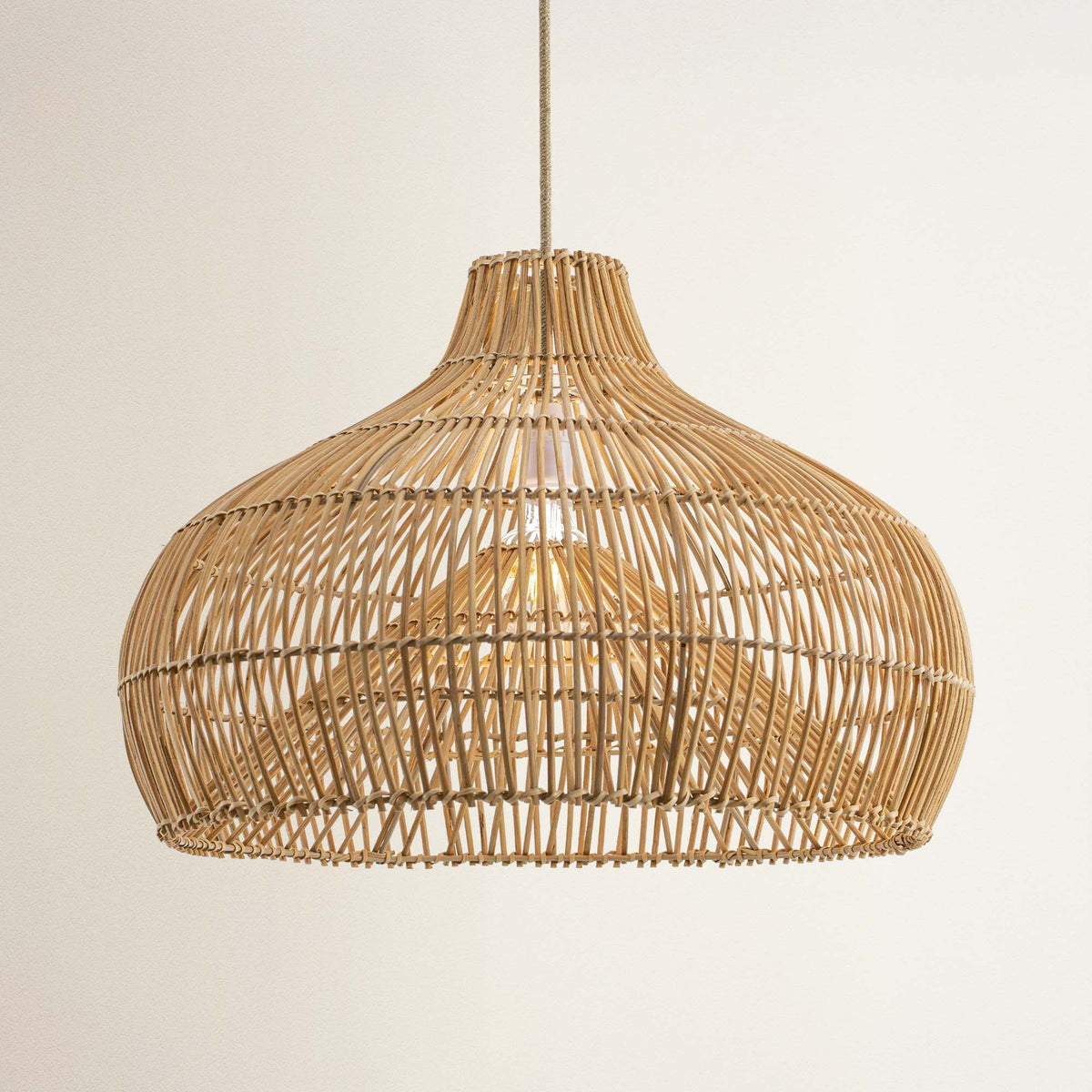 Suspension Oceania Cone en rotin