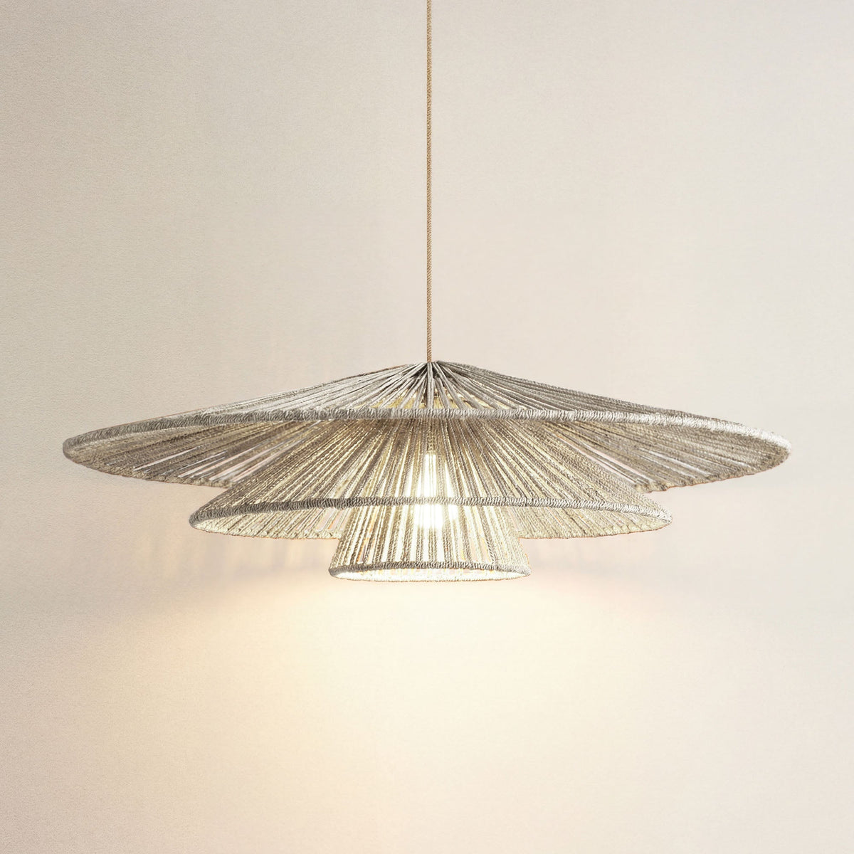 Suspension extérieure Sammie Tier en rotin