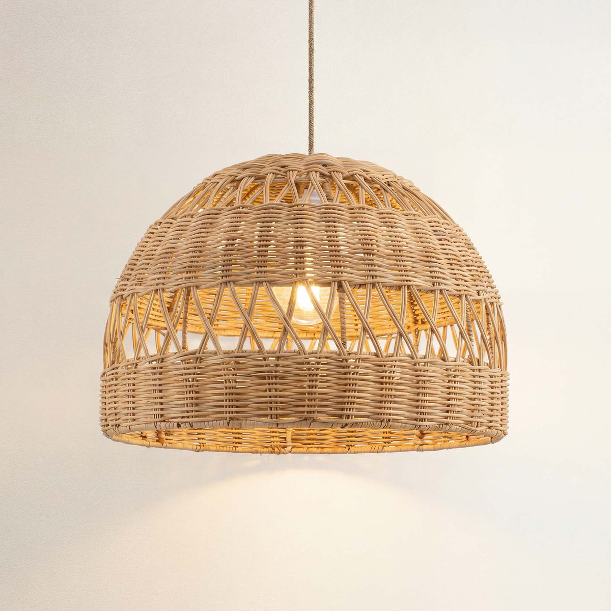 Suspension en rotin Radiant