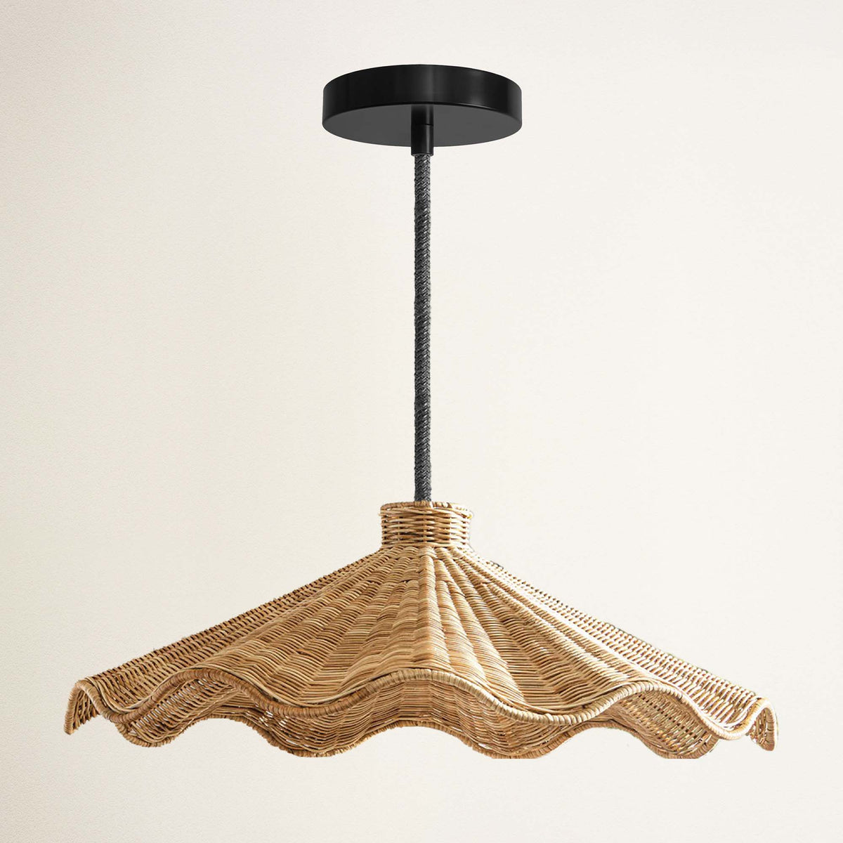 Suspension Ariel en rotin