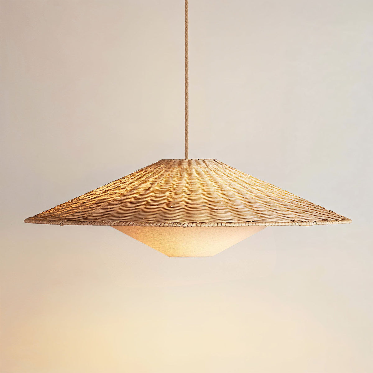 Suspension Sunny en rotin