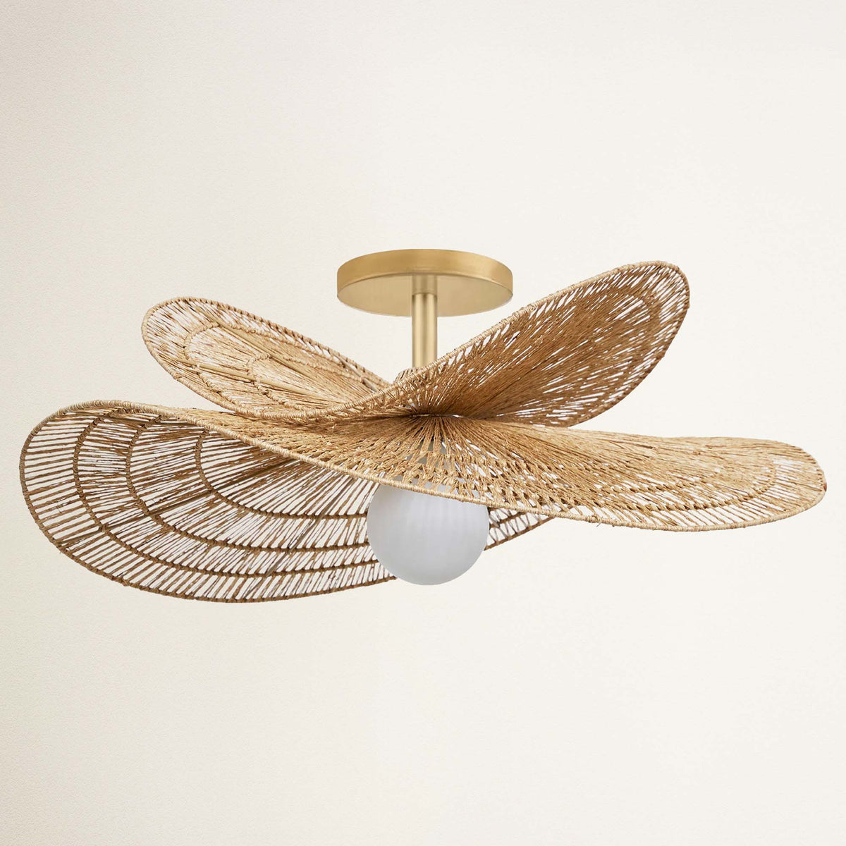 Suspension Whisper Leaf en rotin