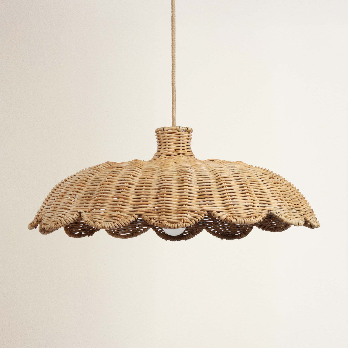 Suspension Aurelia en rotin