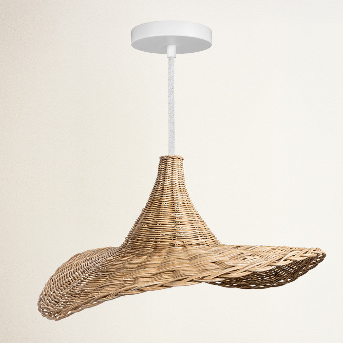 Suspension Zen en rotin